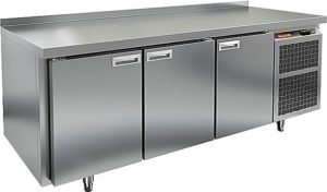 С распашными дверьми стол Hicold BN 111TN