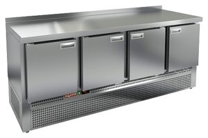 С распашными дверьми стол Hicold GNE 1111/BT